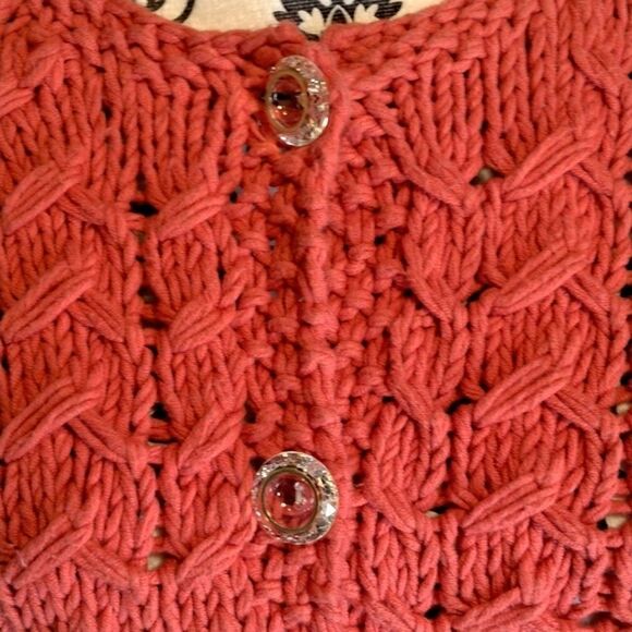 Chas med Yarn Sweater - Picture 2 of 9